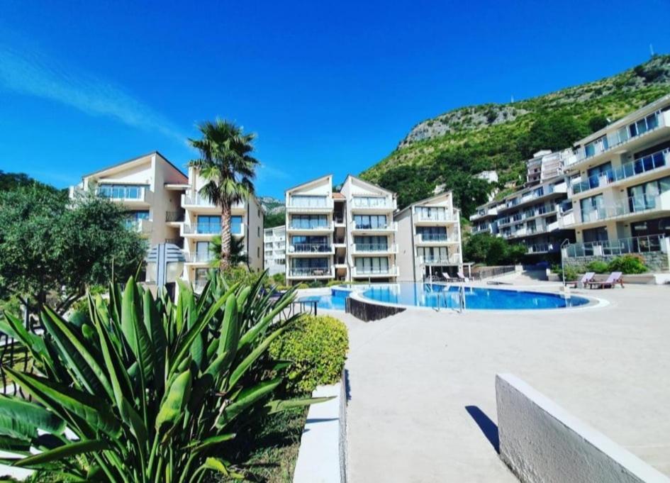 Blue Horizon Apartment Resort Budva Buitenkant foto