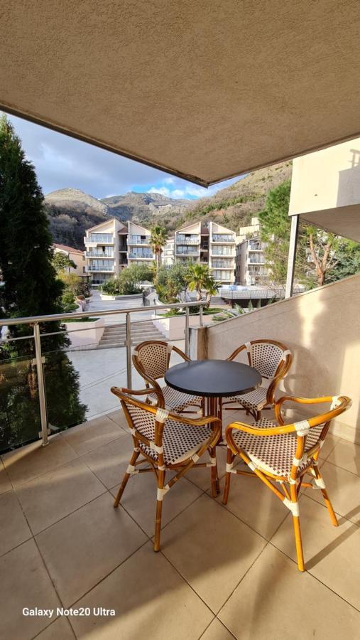 Blue Horizon Apartment Resort Budva Buitenkant foto